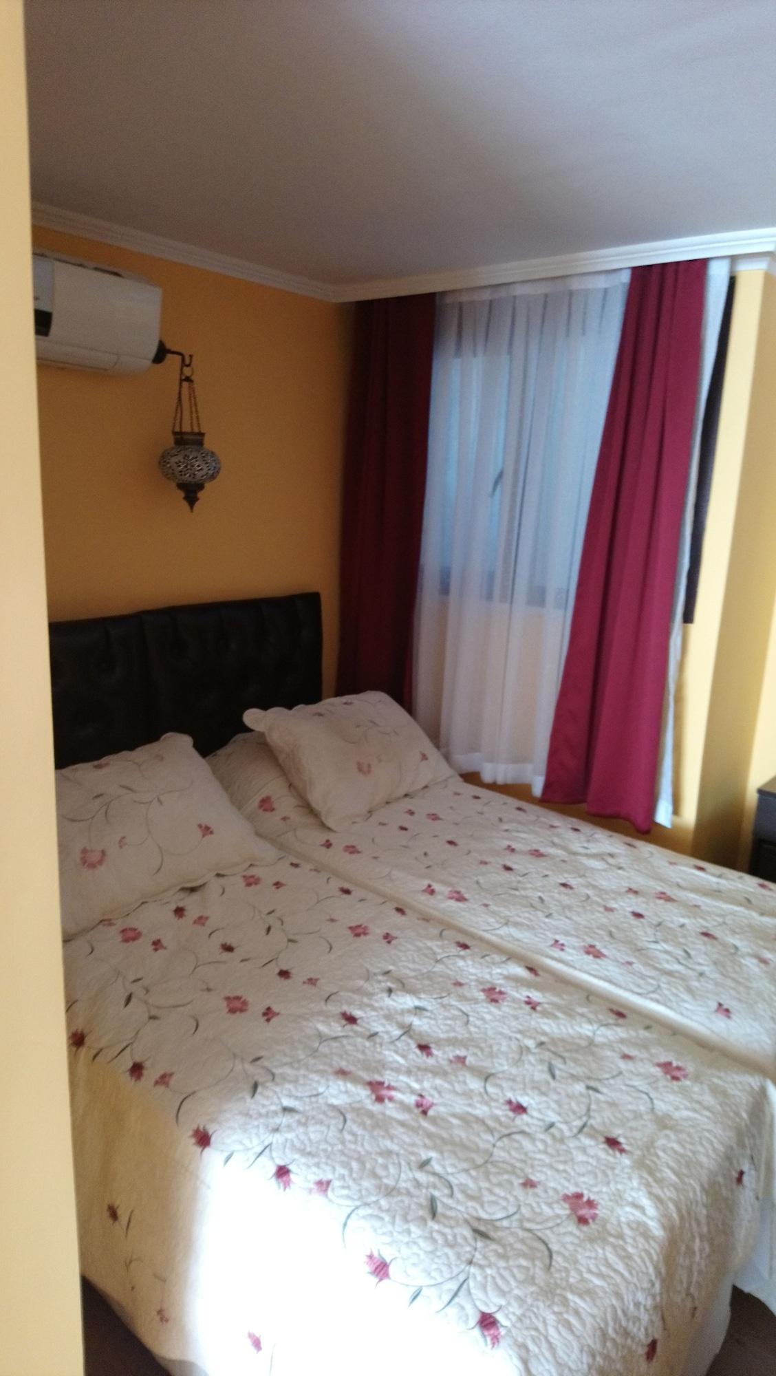 Cosmopolitan Park Otel 3*